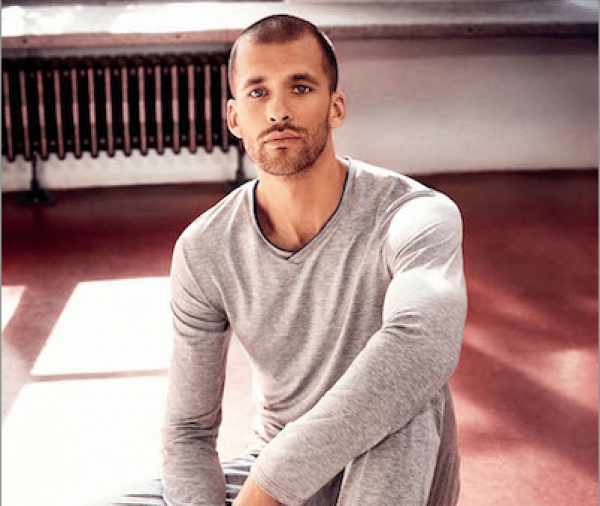 Nachtwäsche für Herren: Pyjama oder Schlafanzug?