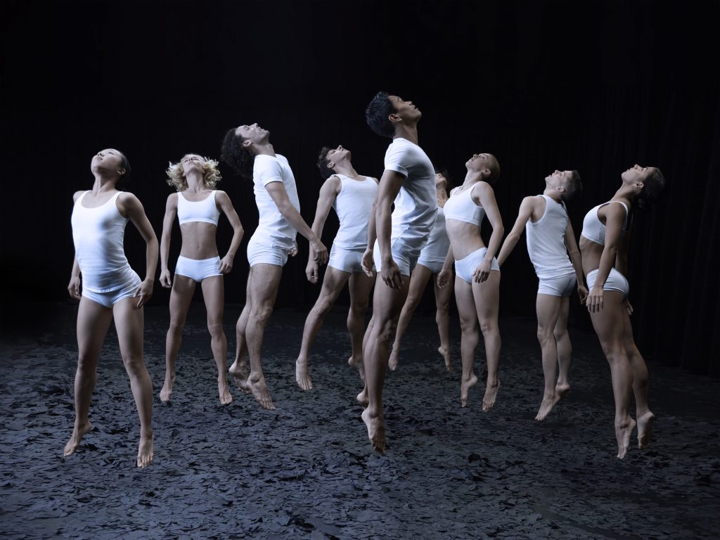 Das Ballett Biarritz im Sprung