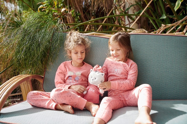 Partnerlook für Kids & Kuscheltiere: Zoe und Henry