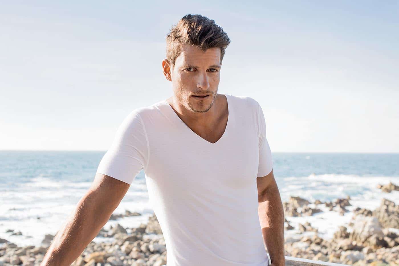 Laser Cut Shirts für Herren: ultraleicht und unsichtbar