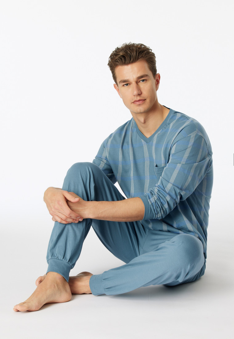 Pigiama lungo in cotone organico con scollo a V, polsini e tasca sul petto a quadri blu-grigio - Comfort Nightwear