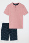 Schlafanzug kurz Knopfleiste geringelt Buchstaben terracotta/dunkelblau - Fashion Nightwear