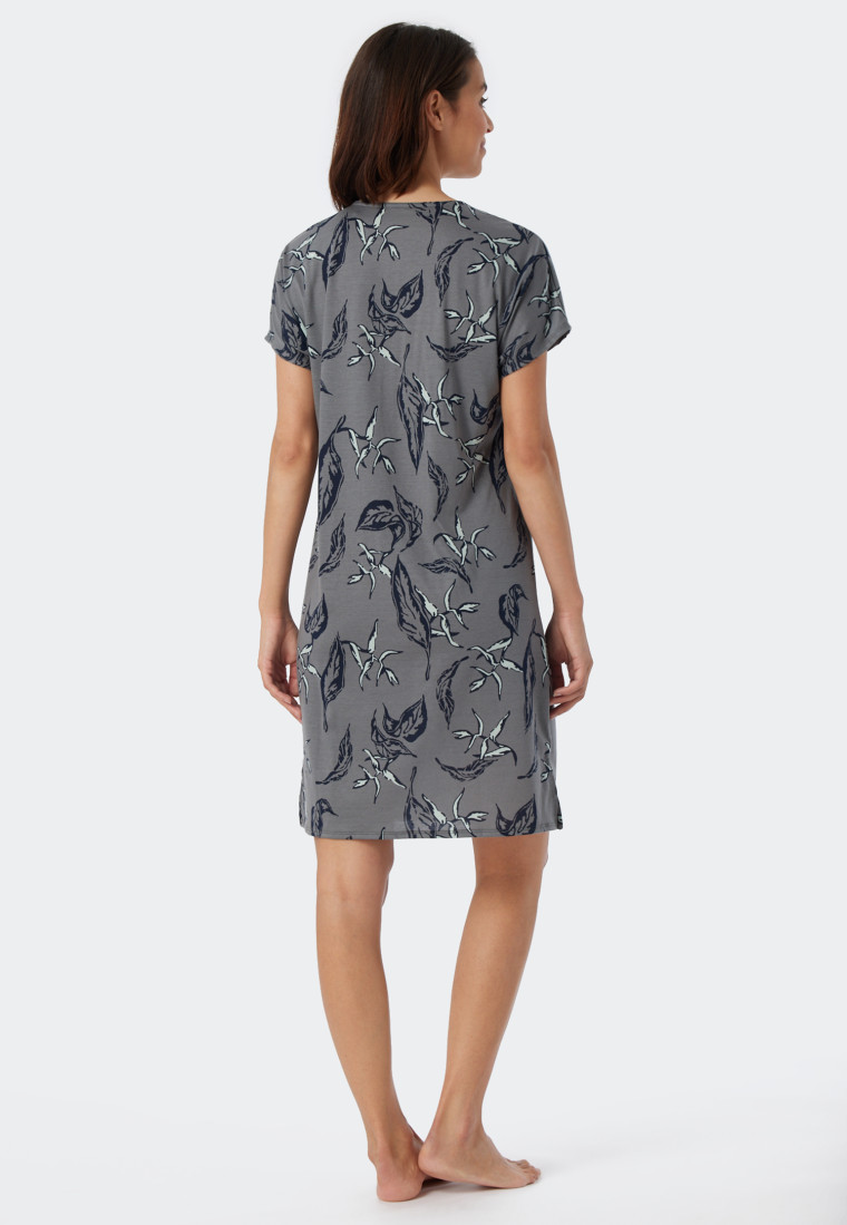 Camicia da notte a maniche corte in modal con scollo a V, stampa di foglie, multicolore - Contemporary Nightwear